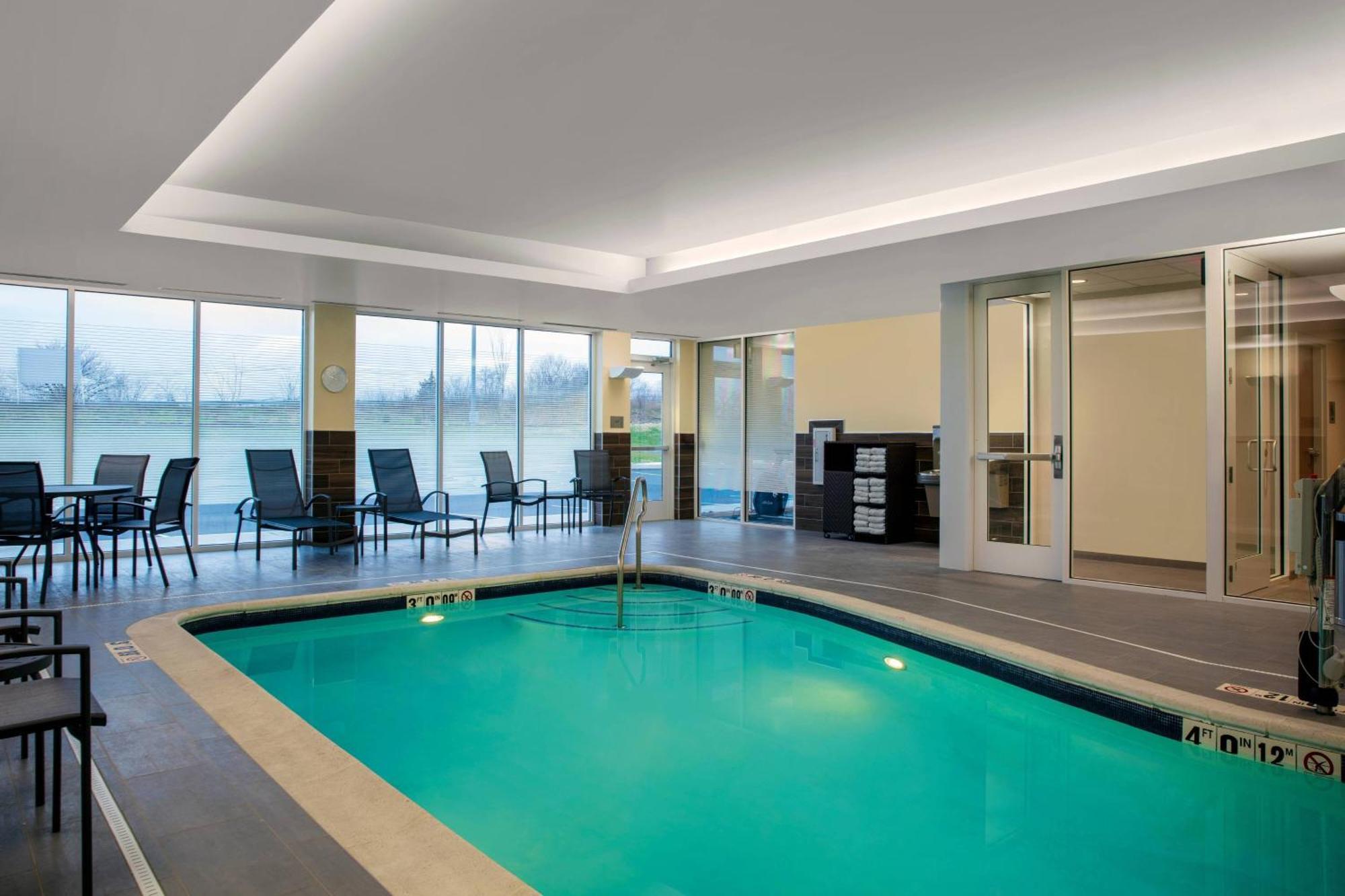 Fairfield By Marriott Inn & Suites Harrisburg West/Mechanicsburg Bagian luar foto